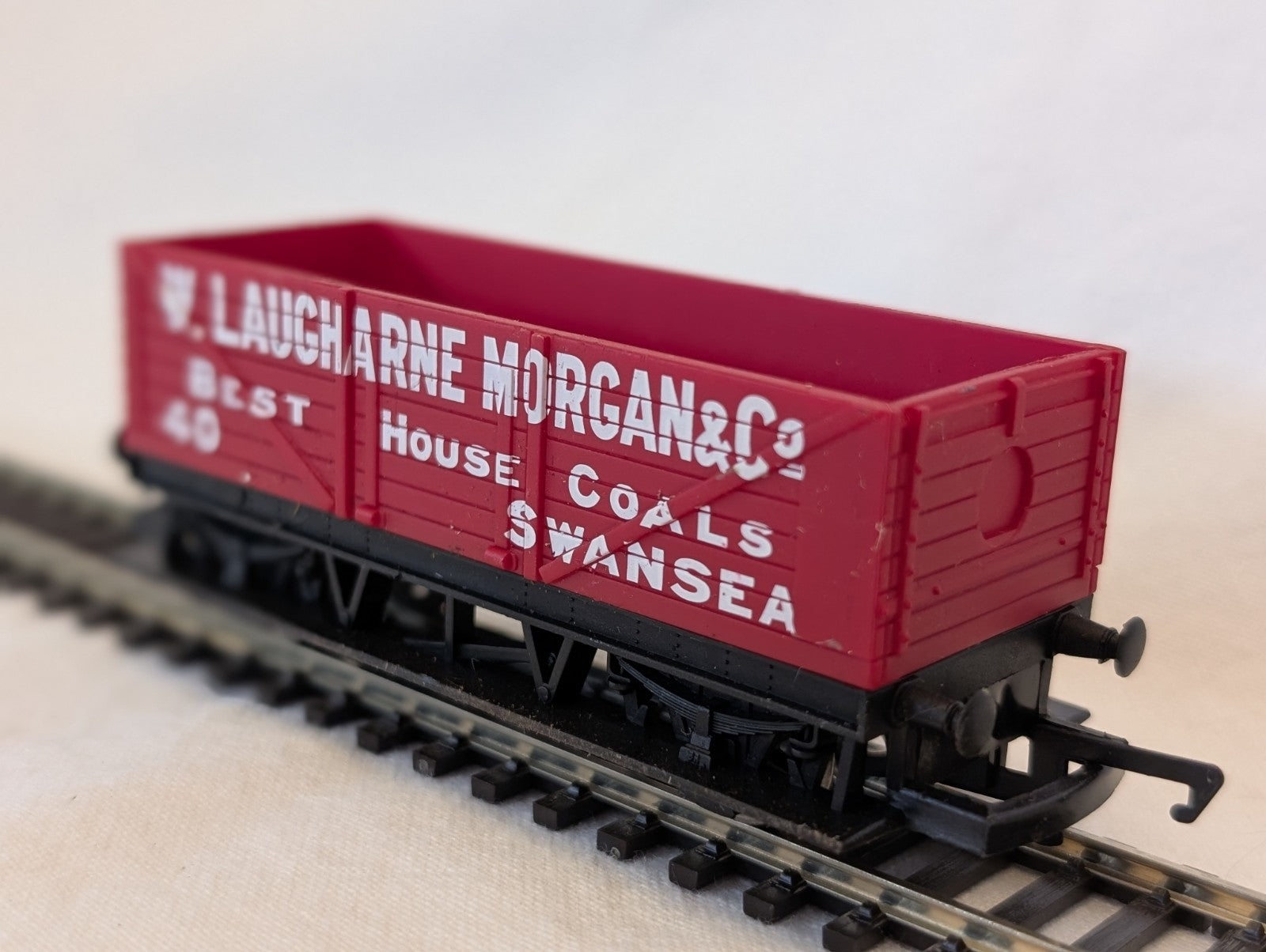 Hornby OO Gauge 7-Plank Open Wagon W. Laugharne Morgan & Co Goods Wagon