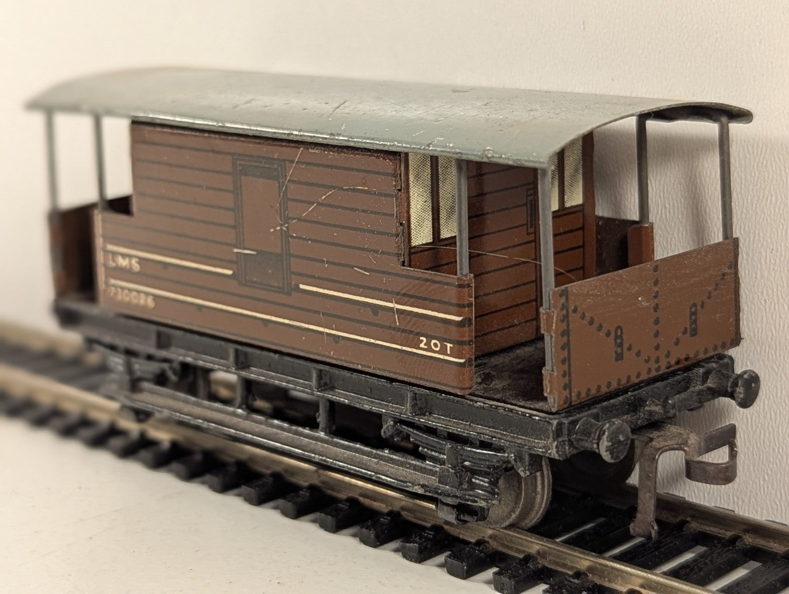 Hornby Dublo LMS 20 Ton Brake Van No.730026 OO Gauge
