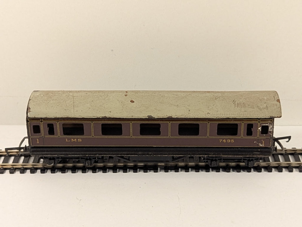 Trix LMS Tinplate 1st Class Composite Coach - Damaged Roof & Chipped Paint