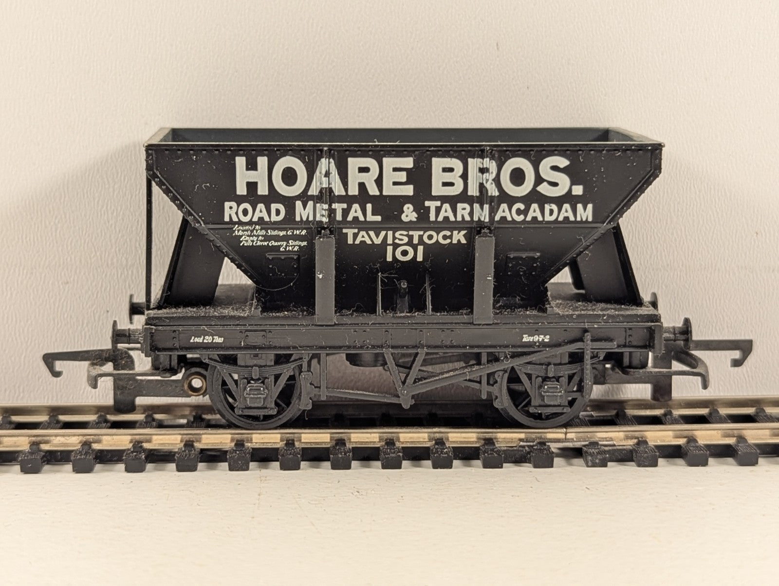 Mainline Railways 37407 OO Gauge Hoare Bros Hopper Wagon - Boxed