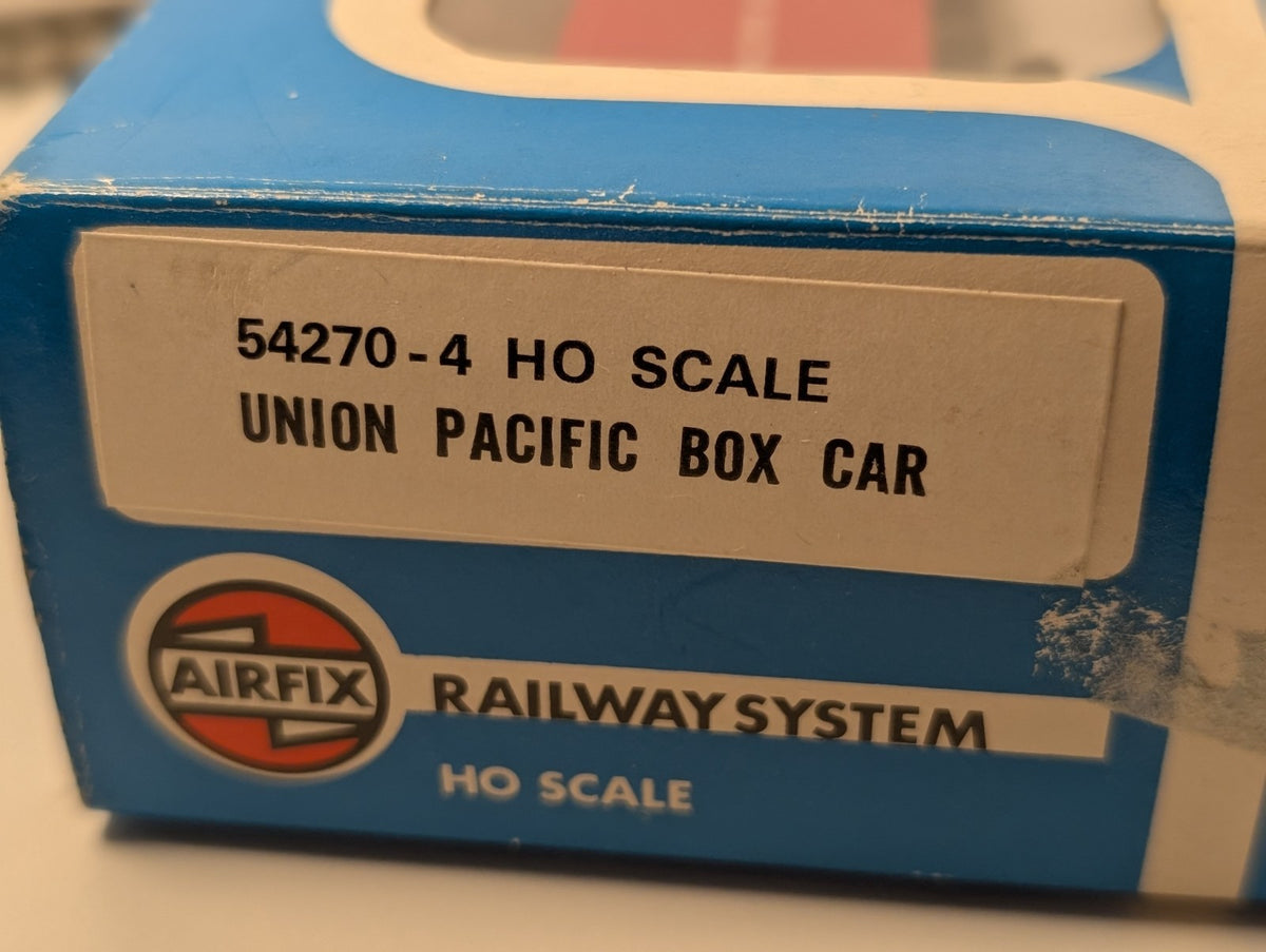 Airfix HO Union Pacific Box Car Wagon