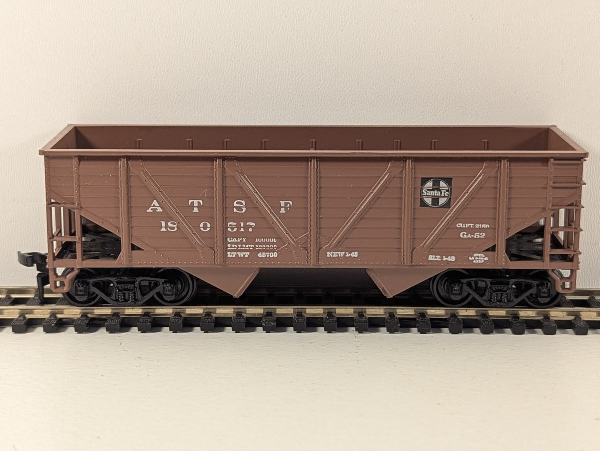 Athearn HO Gauge Santa Fe 34ft Twin Bay Hopper 180517