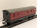 Trix Twin Railway BR Full Brake Coach Maroon - Walls Separating Chipped paint