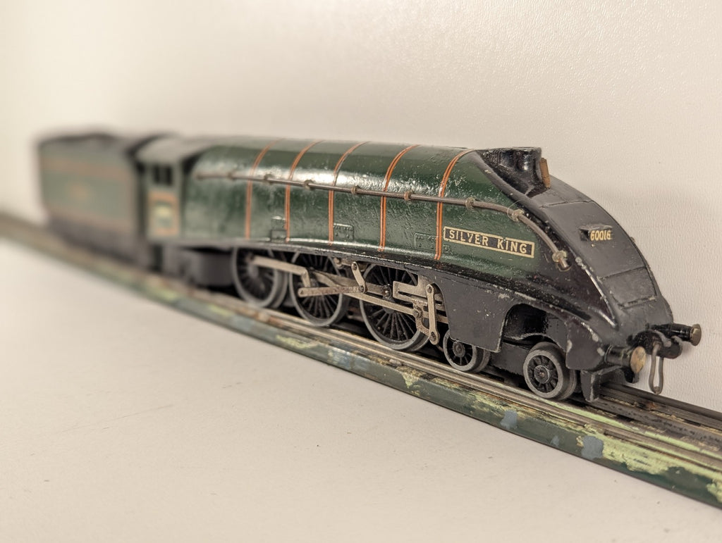 Hornby Dublo OO Gauge Class A4 'Silver King' Steam Locomotive 60016 BR Green - 3