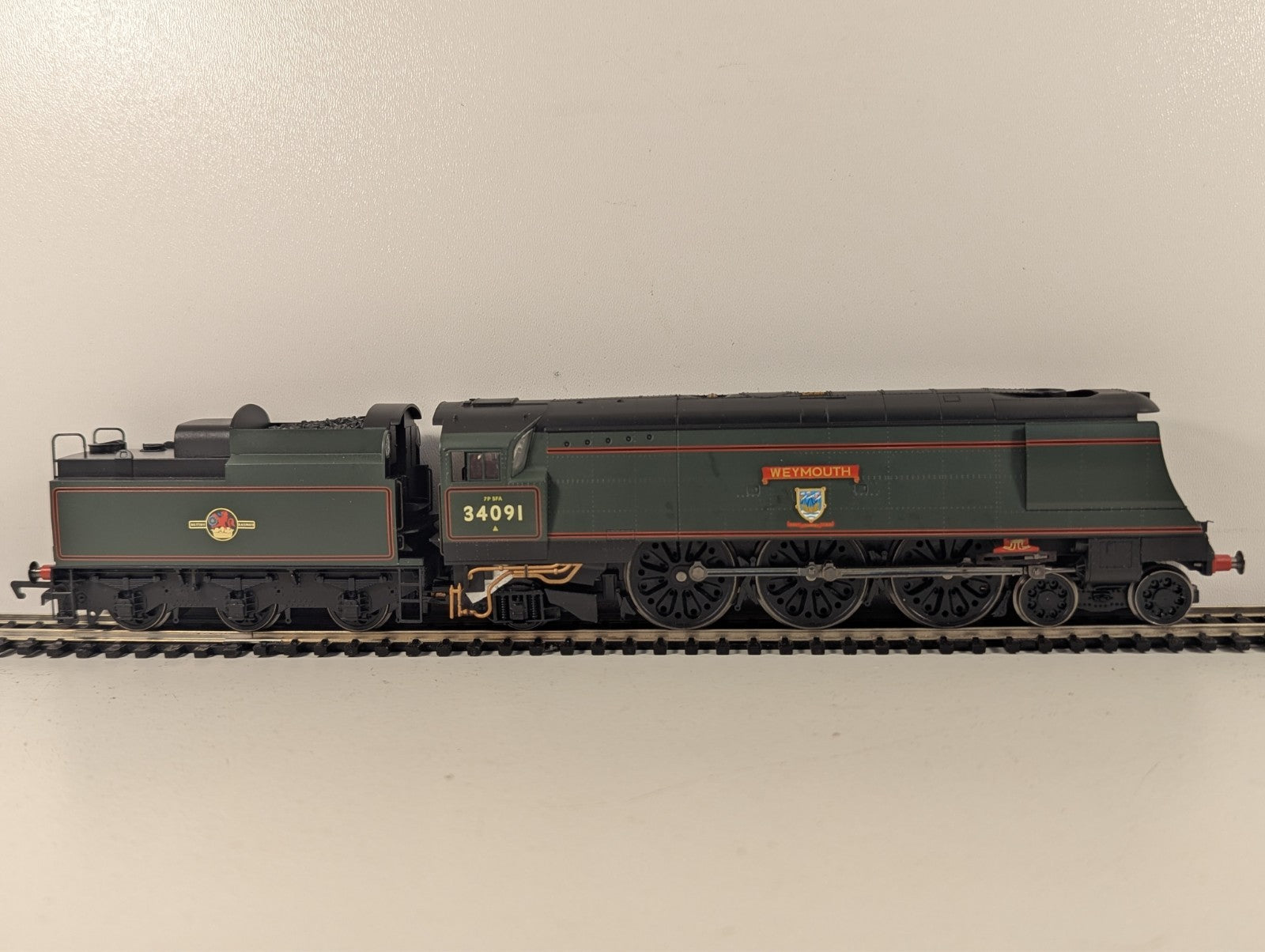 Hornby R2282 West Country Class Bulleid Pacific Weymouth - Boxed