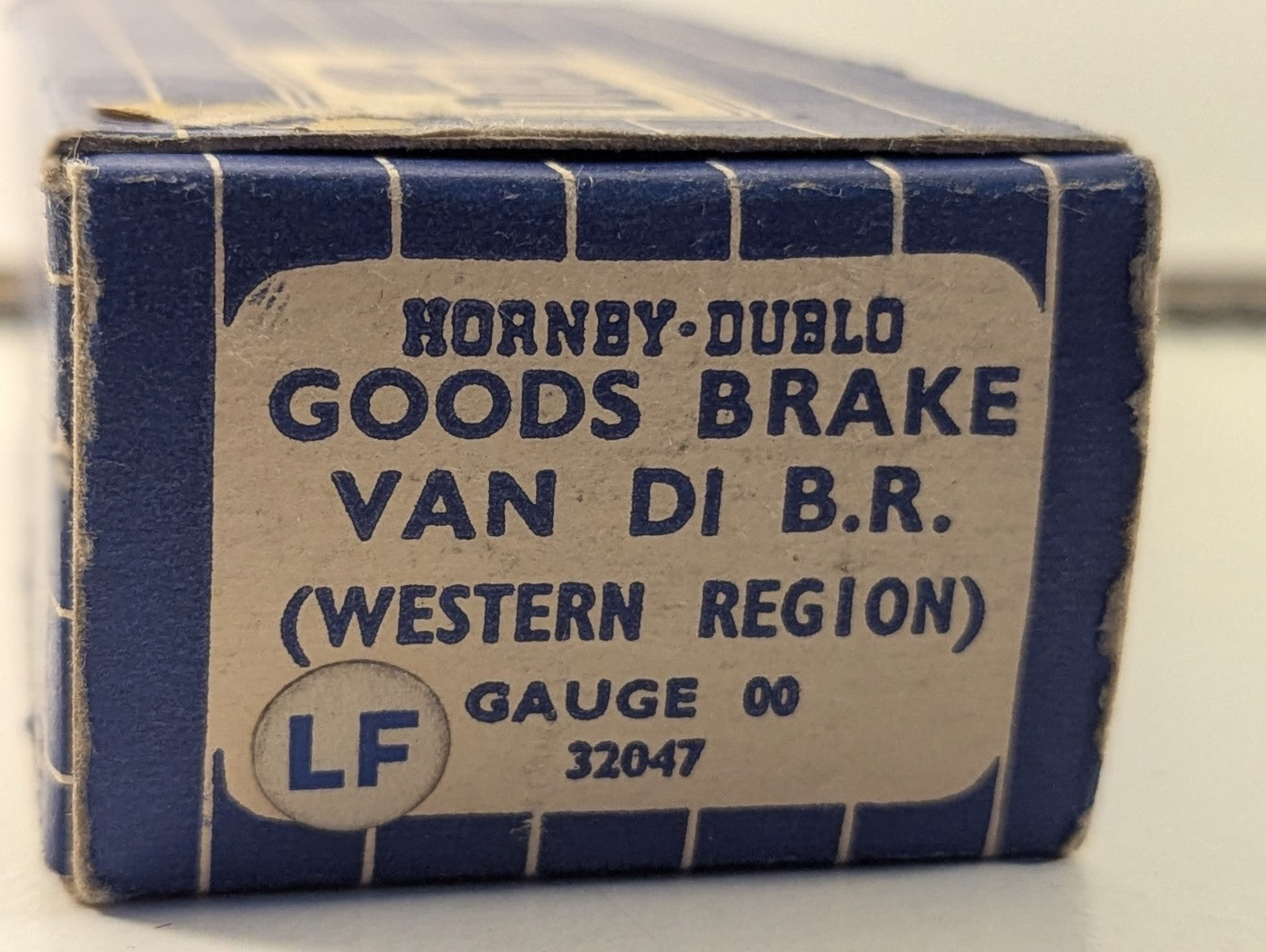 Hornby Dublo OO Gauge 20-Ton Goods Brake Van - Wrong Box