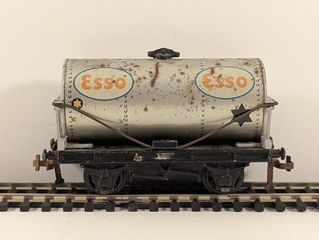 Hornby Dublo 32081 OO Gauge Silver Esso Petrol Tank Wagon - Boxed
