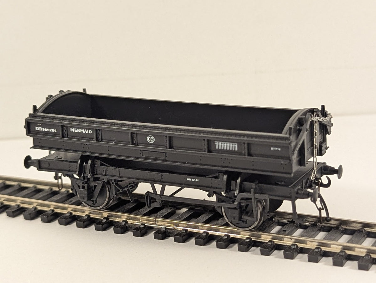 Flangeway ME-3 Mermaid ballast wagon in BR black DB989264