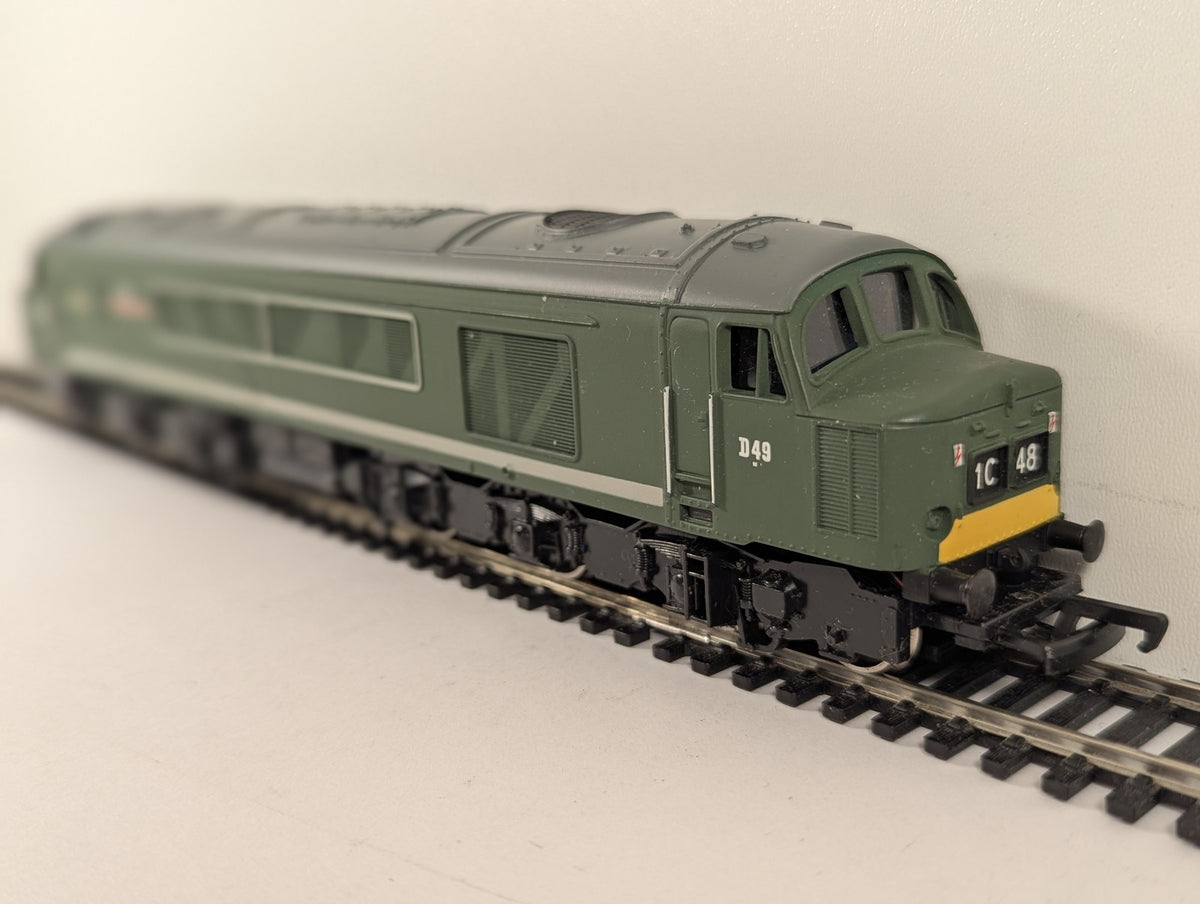 Mainline OO Gauge Class 45 D49 'The Manchester Regiment' Diesel Locomotive