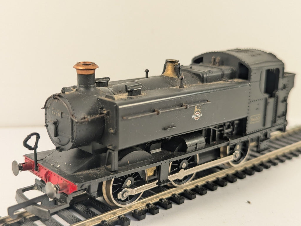 Lima L205118 Class 94xx 0-6-0T 9420 in BR black with early emblem Spares/ Repair