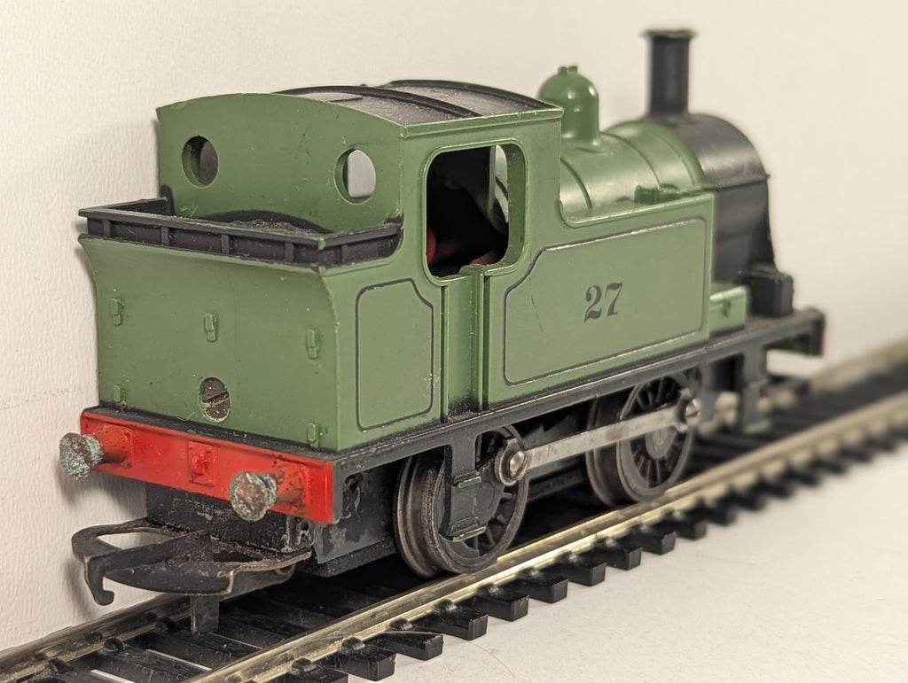Tri-ang OO Gauge 0-4-0 Tank Steam Locomotive 27 Green R355 - Spares