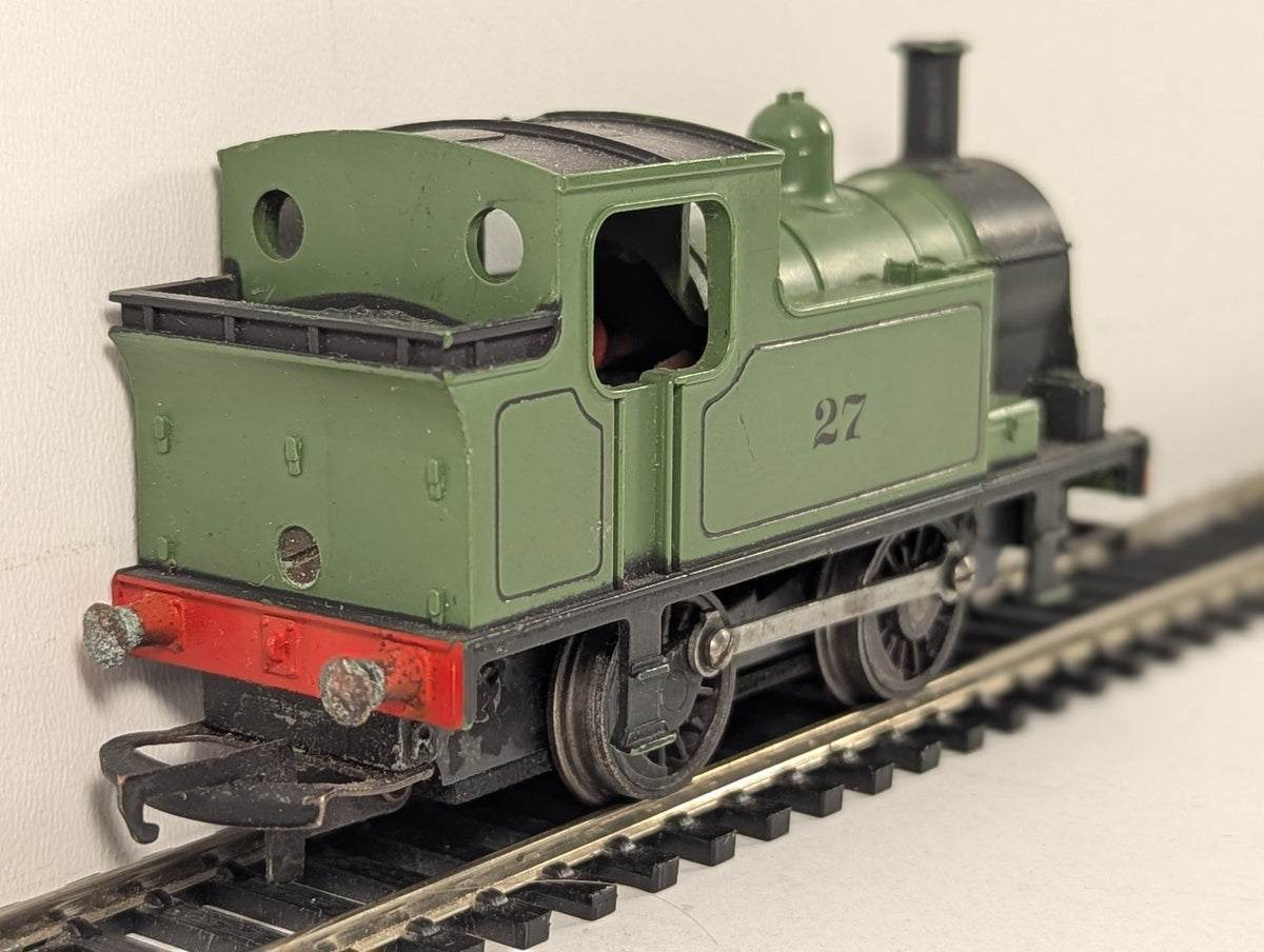 Tri-ang OO Gauge 0-4-0 Tank Steam Locomotive 27 Green R355 - Spares