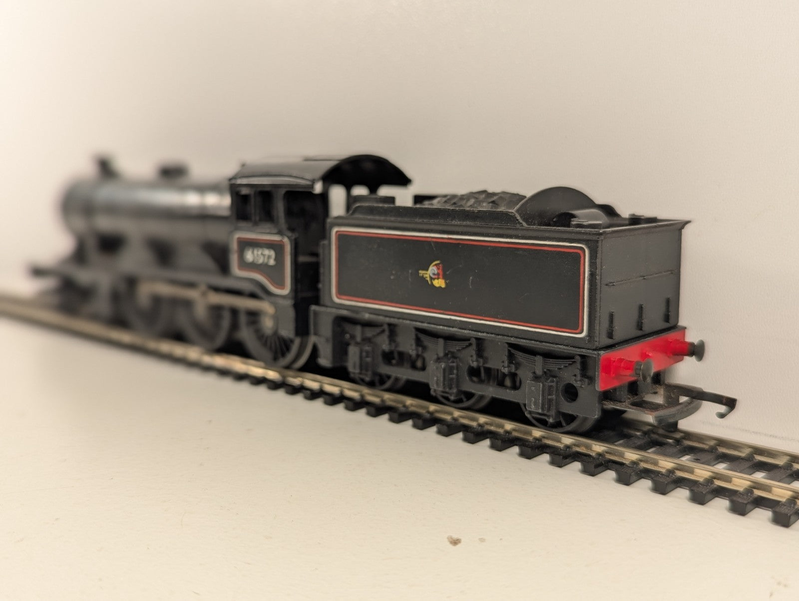 Tri-ang Hornby R150 OO Gauge BR Black B12 Class Steam Locomotive