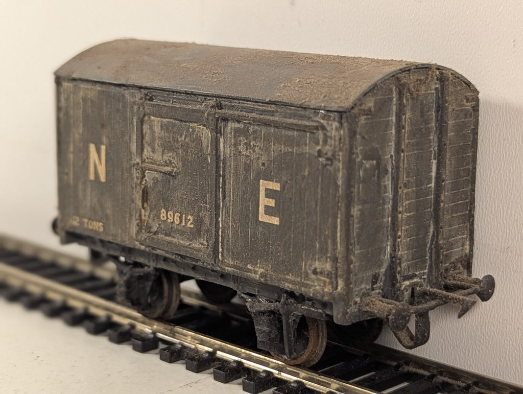 Kitbuilt LNER 12 Ton Ventilated Van Goods Wagon 89612 LNER Grey