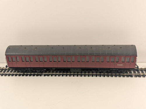 Bachmann Branchline 34-601 57ft BR Mk1 Suburban Coach in BR Crimson