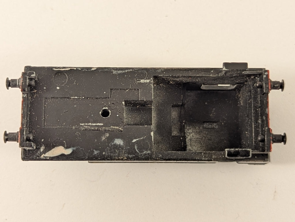 Minitrix N Gauge LMS Fowler Class 2F 0-6-0T Body Shell BR Black - Spares/Repairs