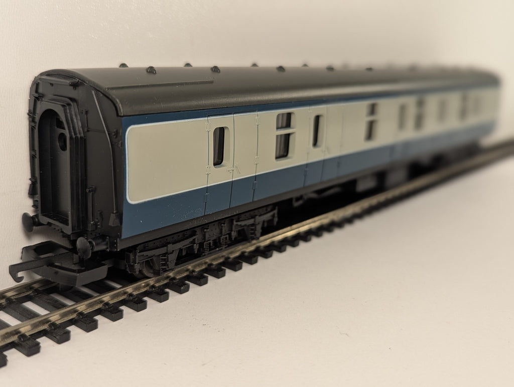 Lima OO Gauge BR Mk1 Brake Second Corridor (BSK) Passenger Coach W43462