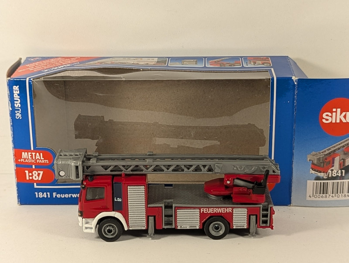 Siku 1:87 Feuerwehr-Drehleiter Fire Engine Die-cast Vehicle 1841