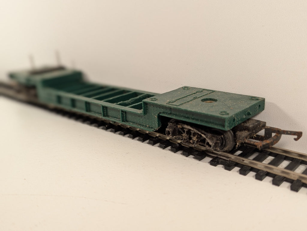 Tri-ang R118 OO Gauge Bogie Well Wagon