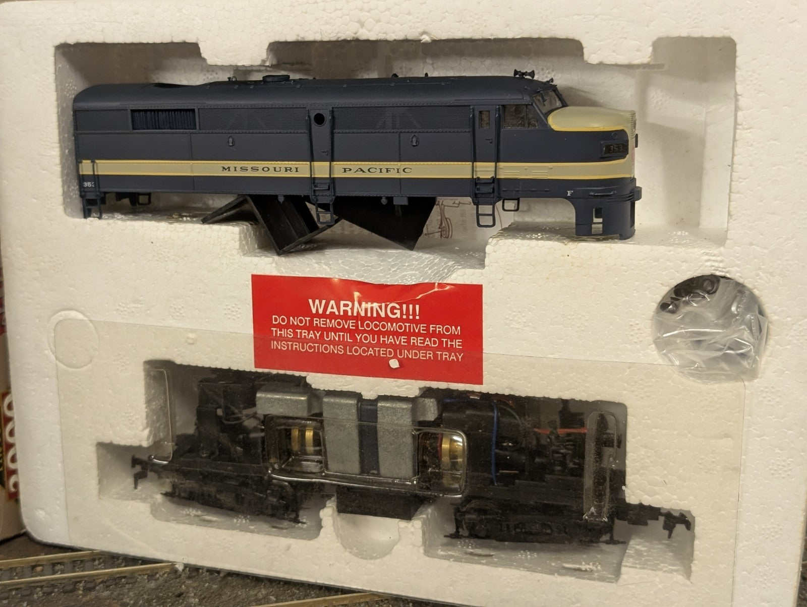 Proto 2000 8369 HO Gauge Alco FA2 Diesel Locomotive Missouri Pacific No. 353