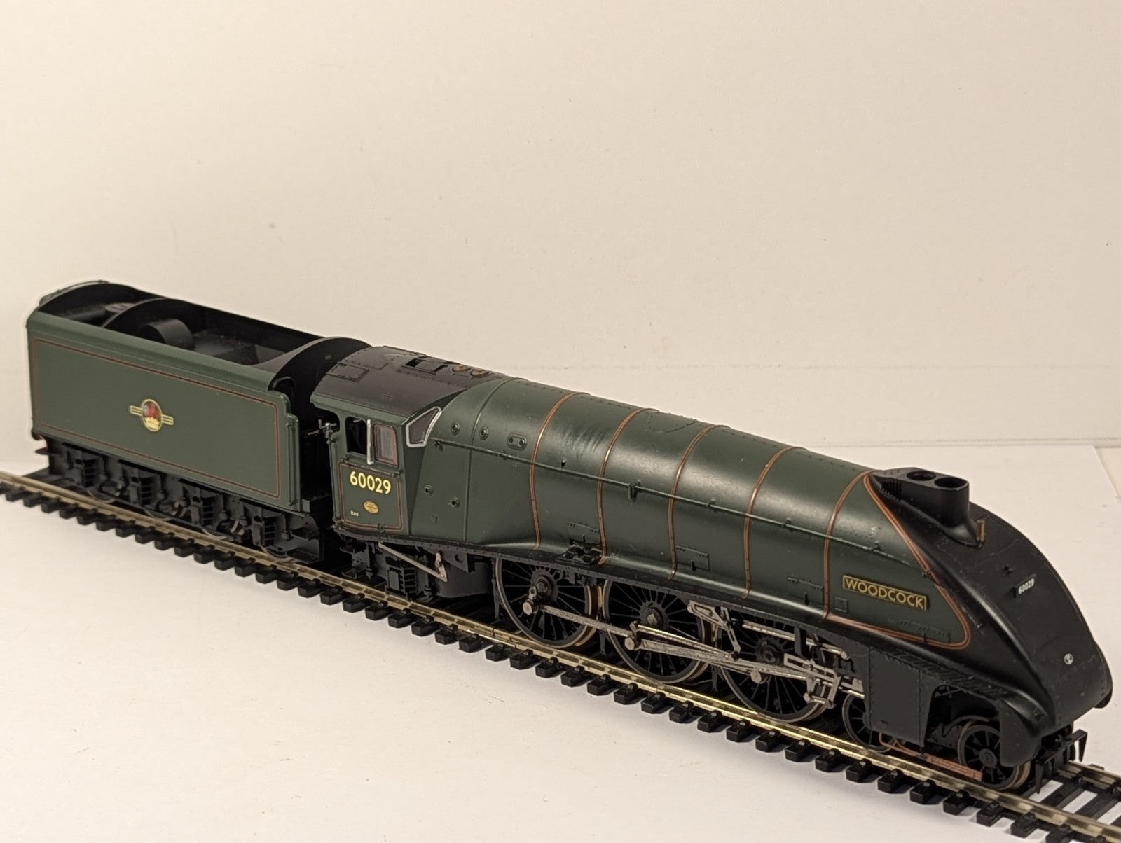 Hornby OO Gauge Class A4 'Woodcock' Steam Locomotive 60029 BR Green