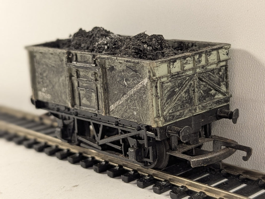 Tri-ang OO Gauge 16 Ton Mineral Wagon Goods Wagon B75201 BR Grey