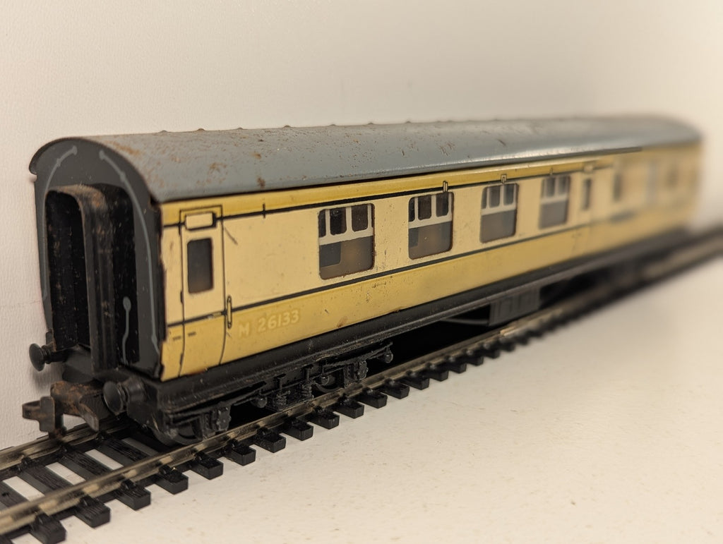 Hornby Dublo OO Gauge D12 BR Corridor Brake Third Coach Passenger Coach M26133