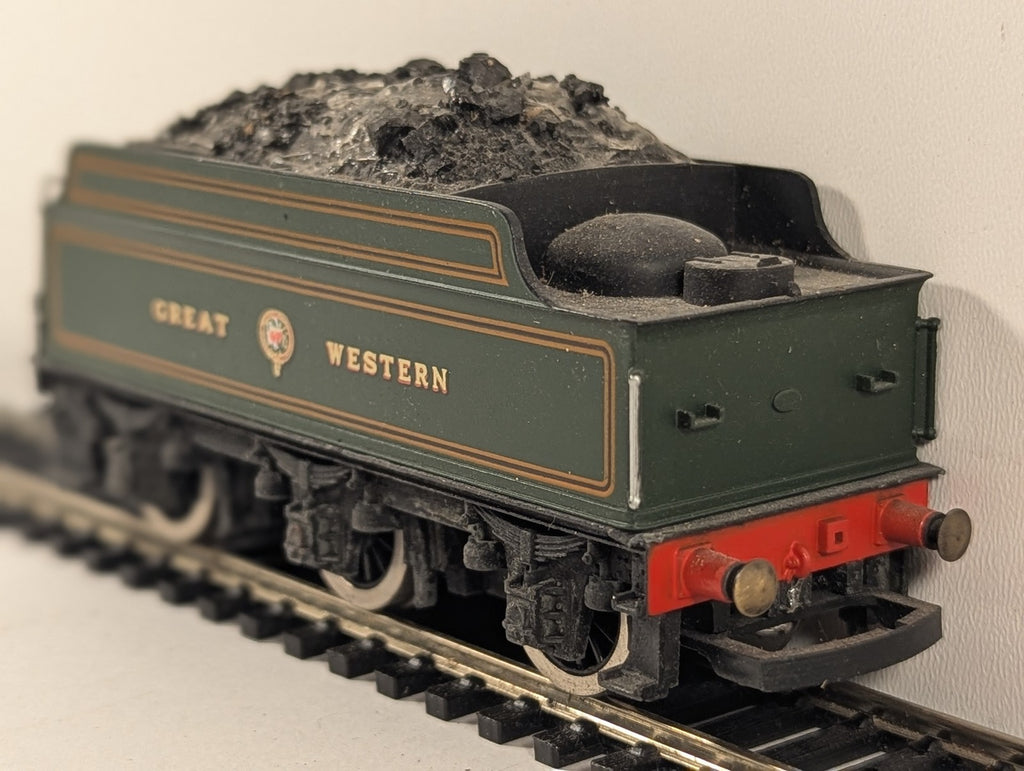 Hornby OO Gauge GWR 3-Axle Tender GWR Green