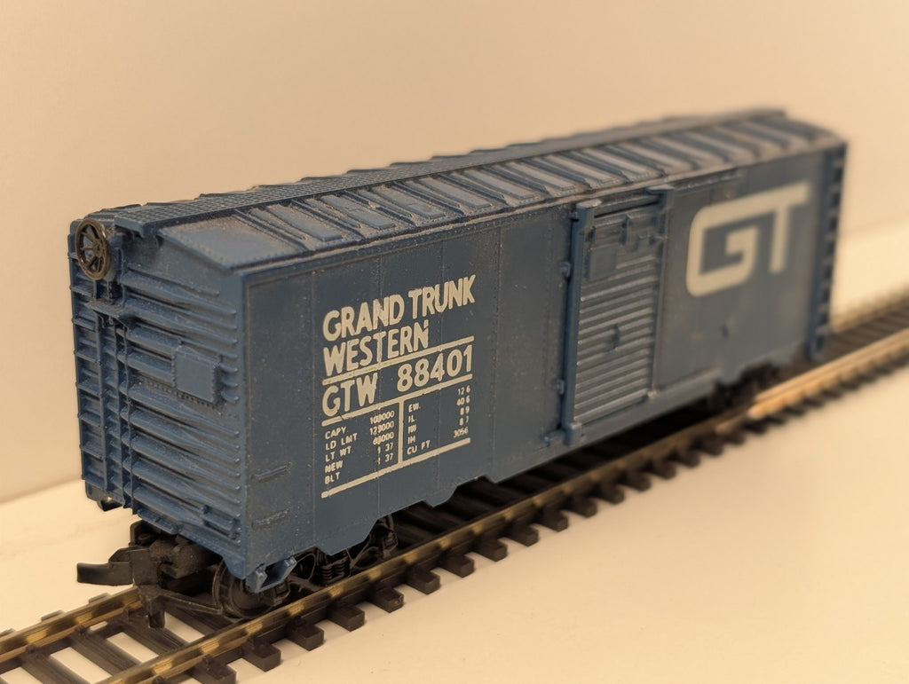 Lionel HO Scale Grand Trunk Western Boxcar