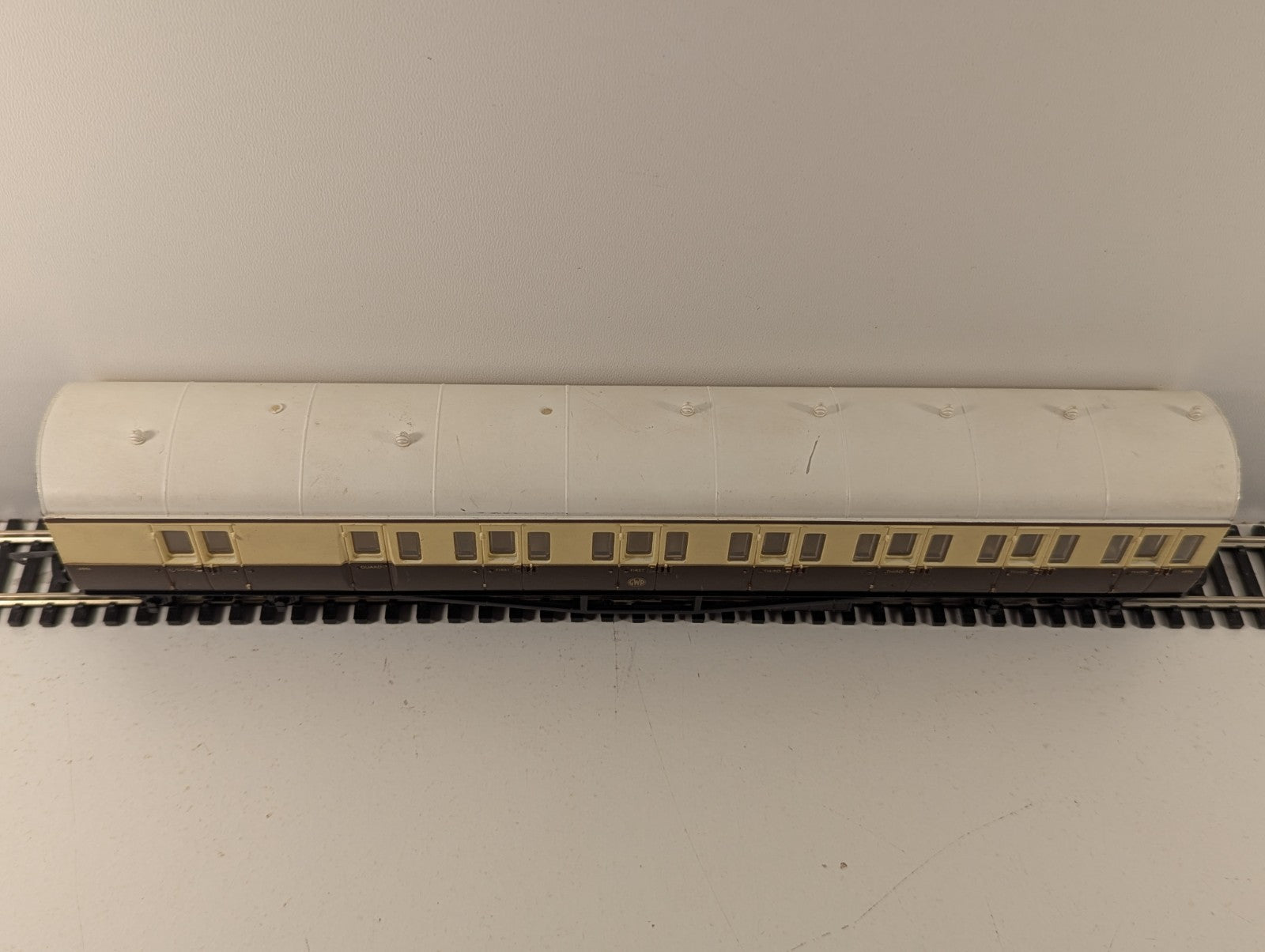Airfix 54250 OO Gauge GWR Suburban Brake Coach