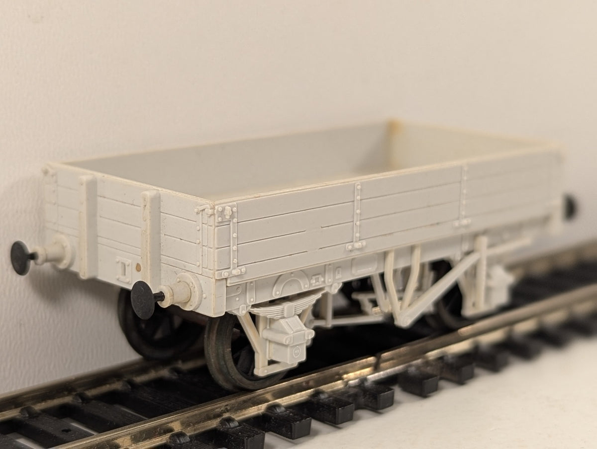 Slater's Plastikard OO Gauge Midland Railway 5-Plank Open Wagon Unpainted