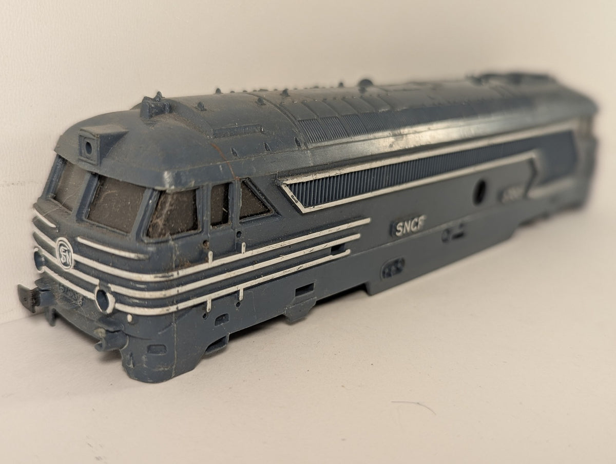 Jouef HO Scale SNCF Class BB 67000 Locomotive Body Shell 67001 SNCF Blue & Grey