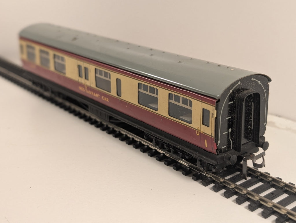 Hornby Dublo 4048 BR Mk1 Restaurant Composite Coach W9562