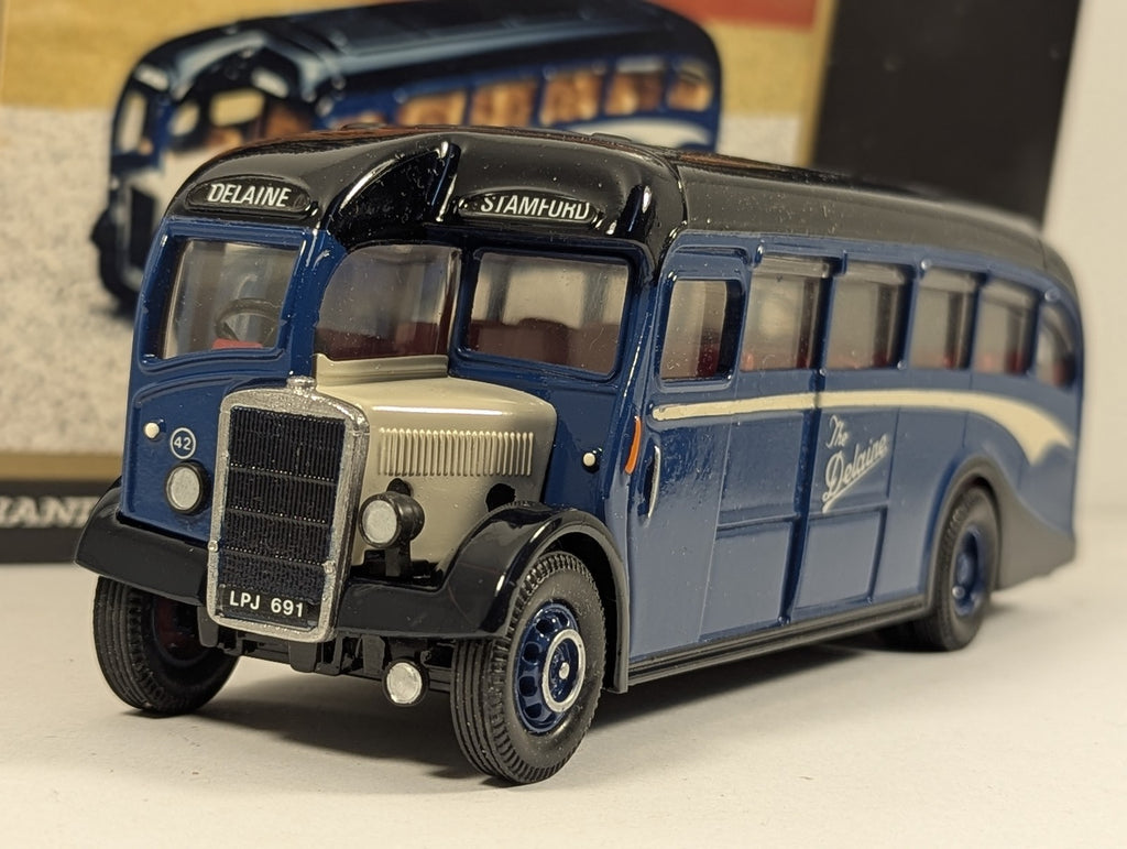 GB Models 1:43 to 1:50 Scale Leyland Tiger PS1/1 Coach Die-cast Coach LPJ 691