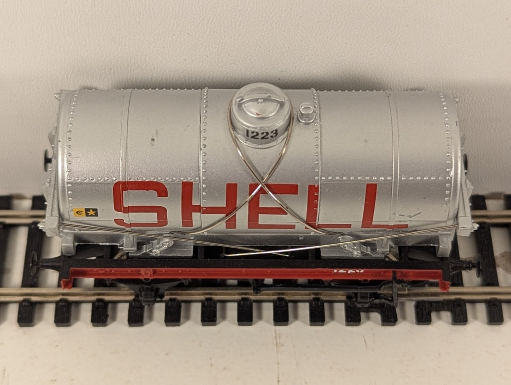 Bachmann A255713 OO Gauge 14 Ton Silver Tank Wagon BP/SHELL Missing Coupling