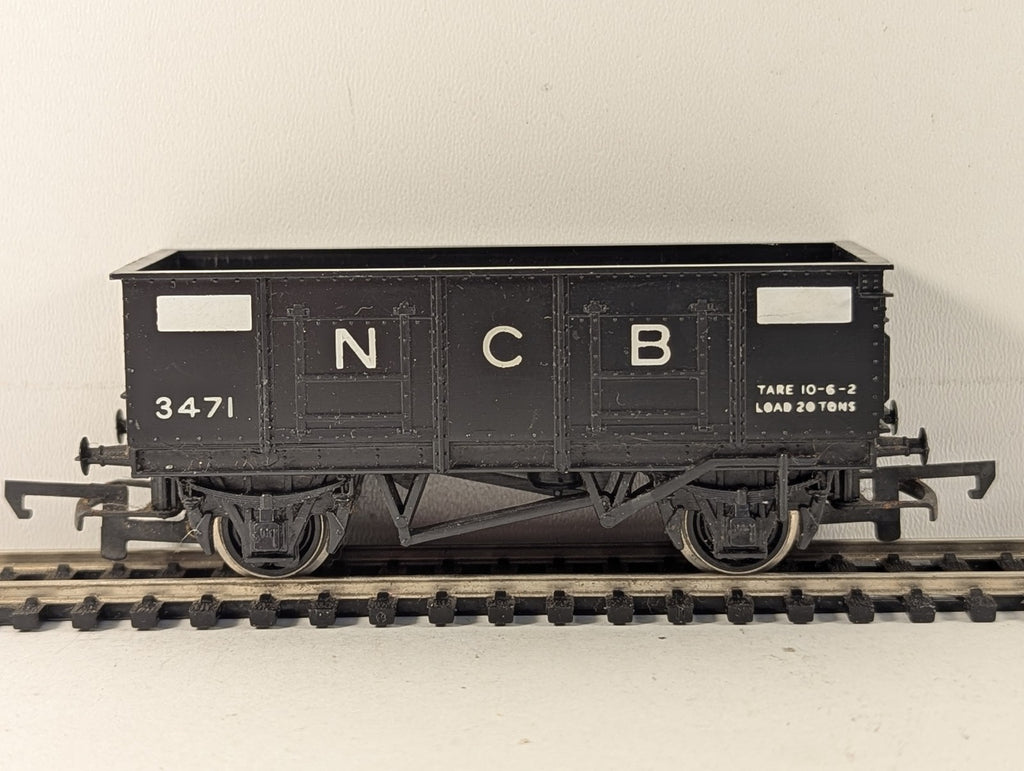 Tri-ang OO Gauge NCB 20 Ton Mineral Wagon Goods Wagon 3471 NCB Black R112