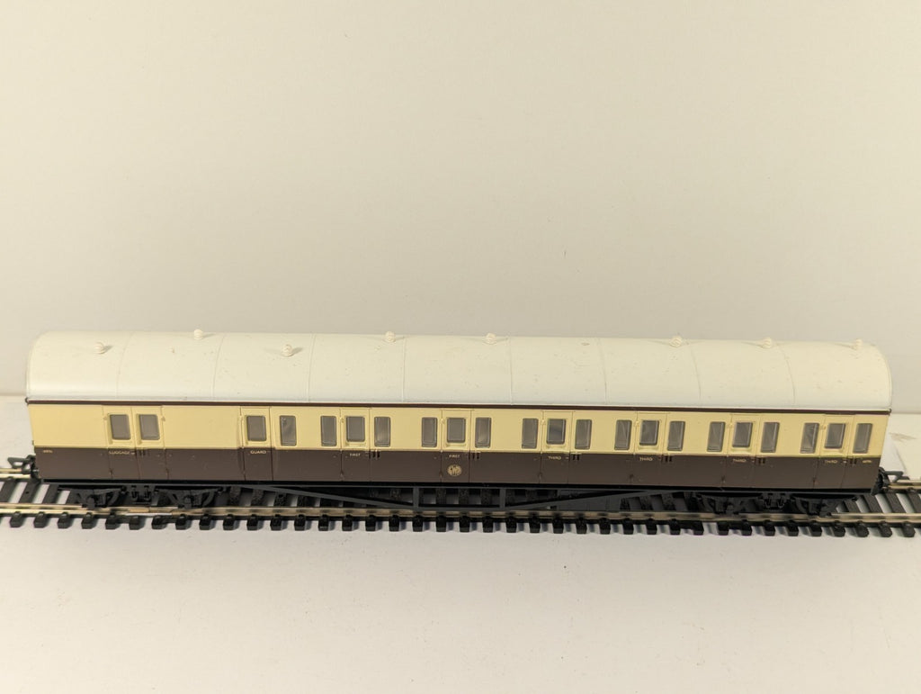 Airfix 54250-0 OO Gauge GWR Class B Suburban Brake Coach Boxed