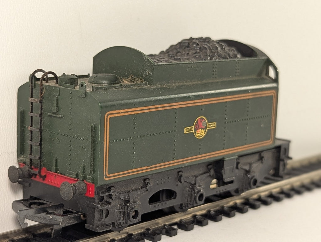 Tri-ang OO Gauge BR 6-Wheel Tender BR Green