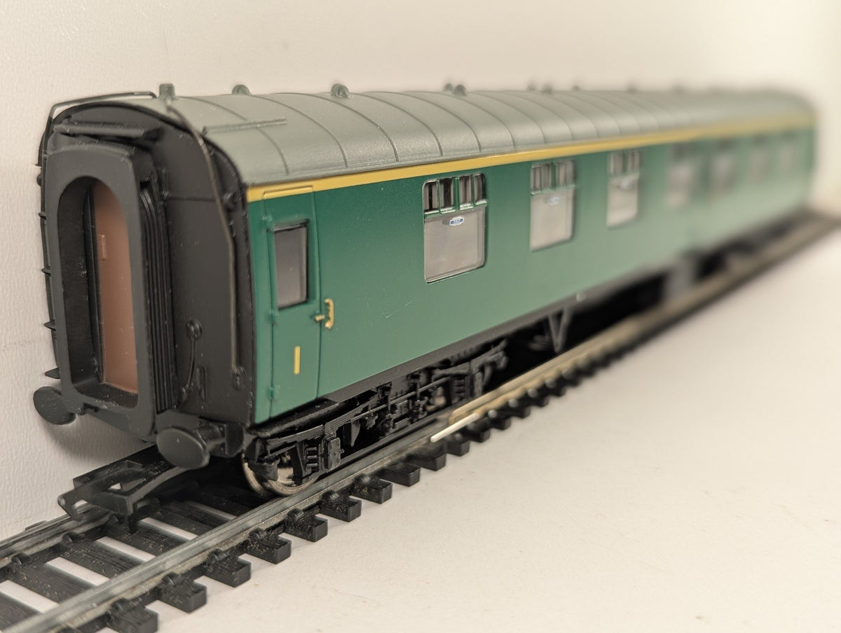 Bachmann OO Gauge BR Mk1 Corridor First FK Passenger Coach S 13003