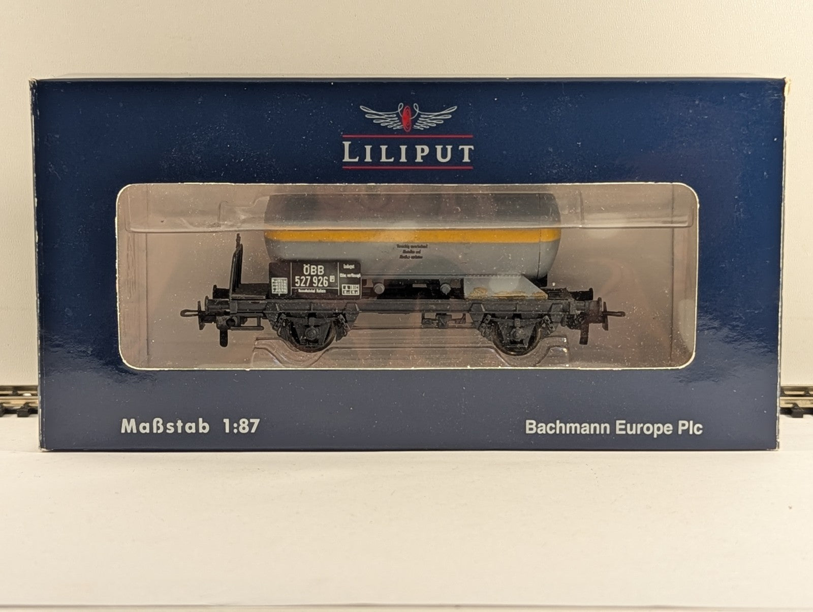 Liliput L224762 HO Gauge Austrian Federal Railways 4-Wheel Tank Wagon - Boxed