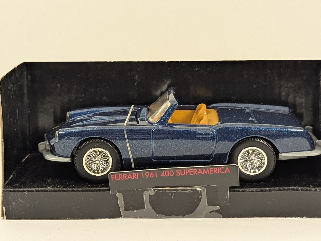 Shell Ferrari 1961 400 Superamerica Die-cast Car Metallic Blue
