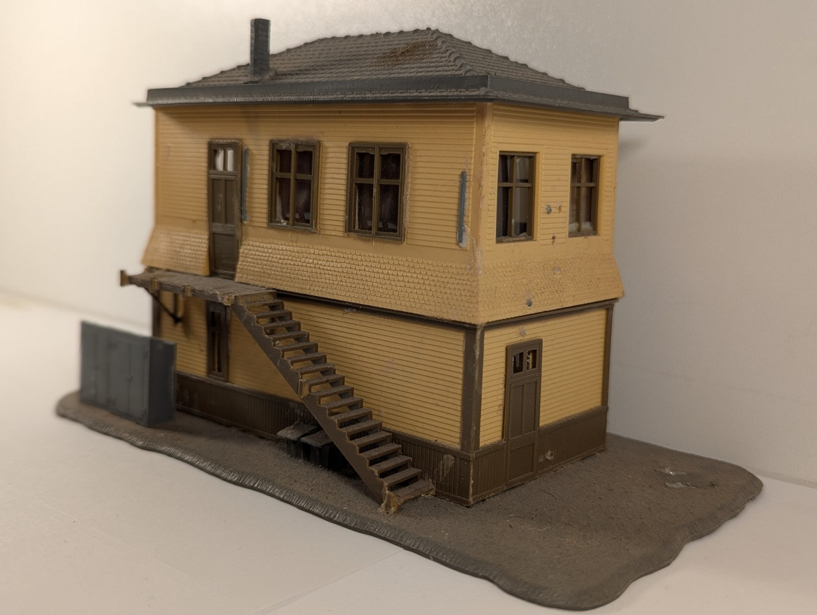 Tyco Kit No. 7773 HO Gauge Interlocking Tower
