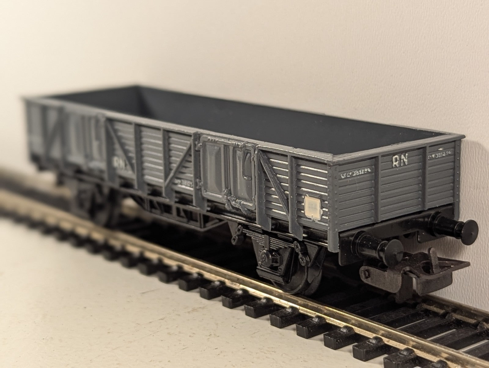 Electrotren HO Gauge RN 2-Axle Open Wagon Goods Wagon XPV 385234 Grey