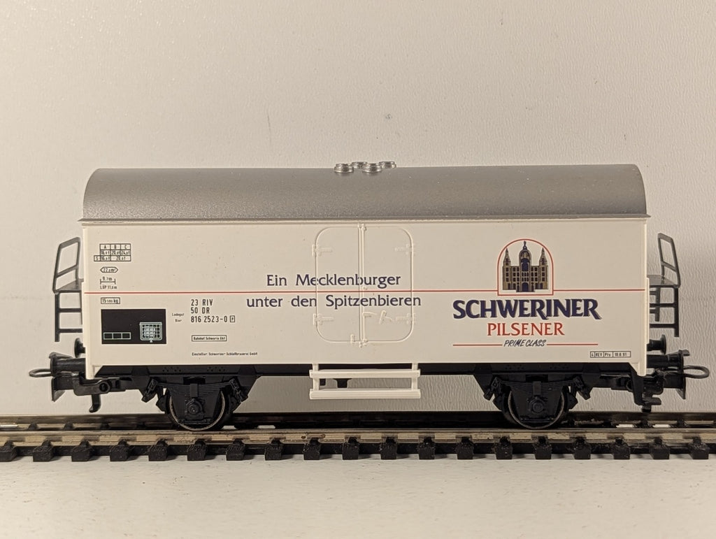 Märklin HO Scale Schweriner Pilsener Beer Wagon Goods Wagon 816 2523-0
