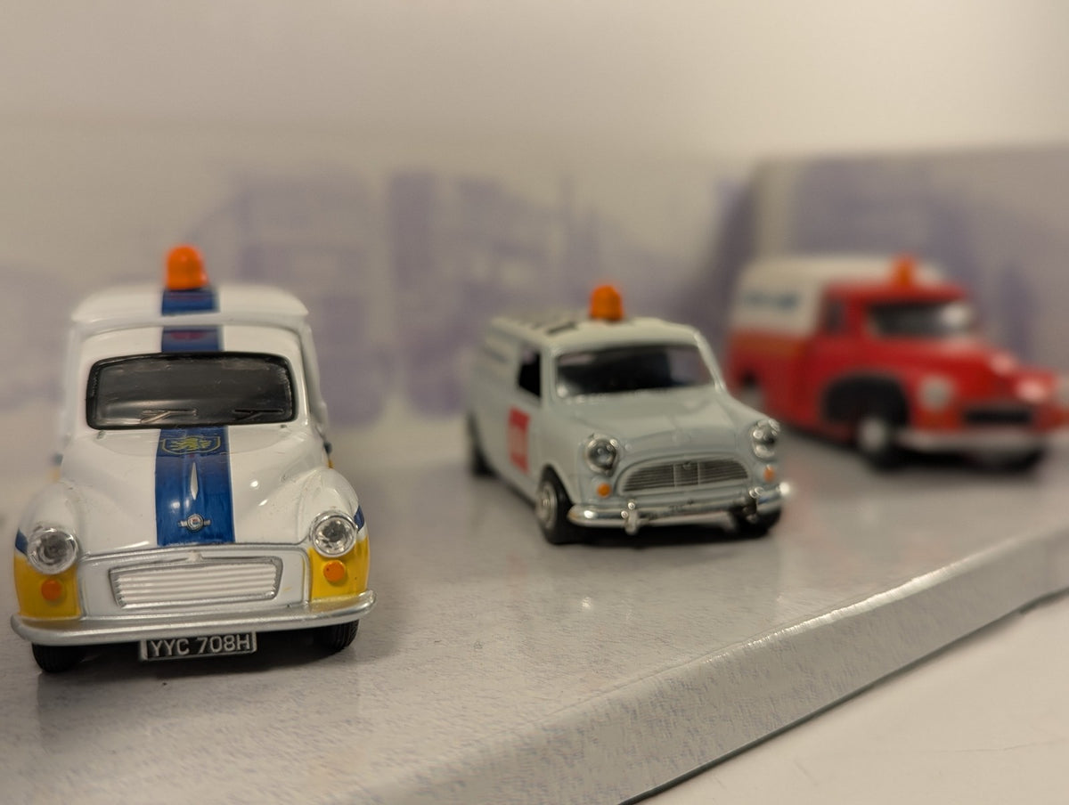 Oxford Diecast 1:76 Scale / OO Gauge Aviation 3 Piece Set Diecast Vehicle Set