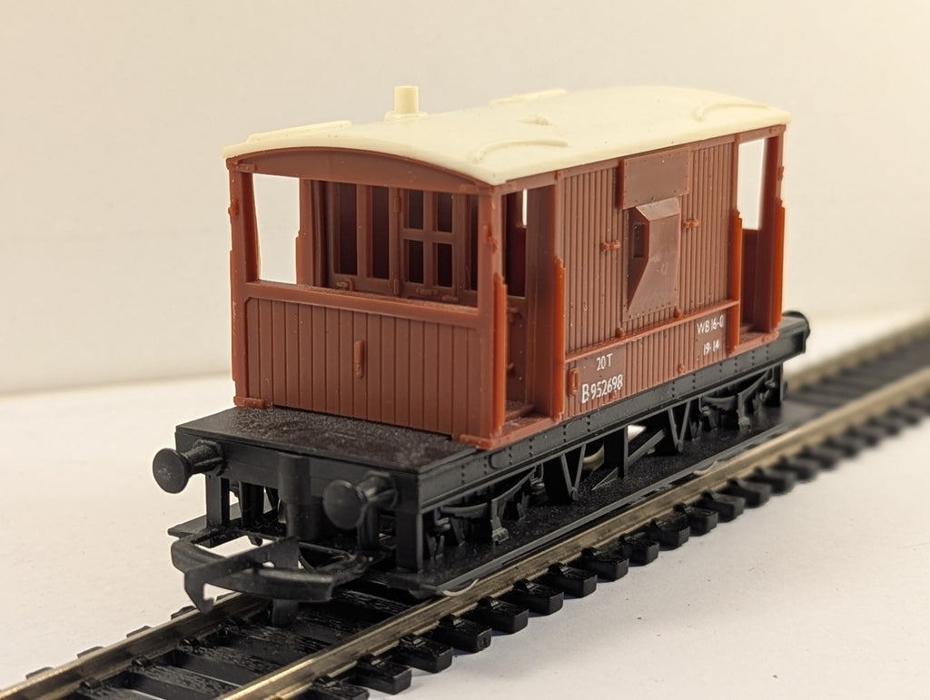 Hornby R124 OO Gauge BR 20 Ton Brake Van B952698
