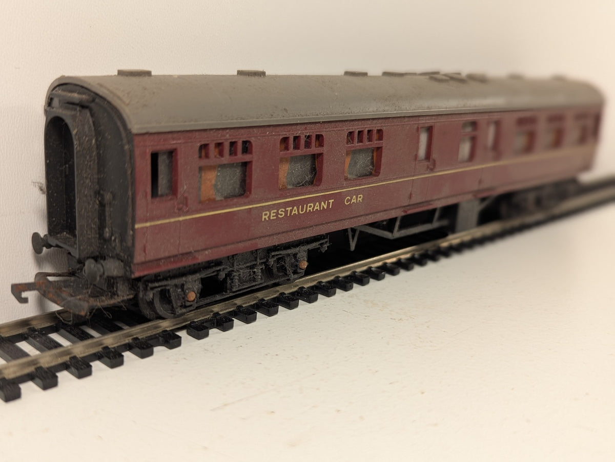 Tri-ang OO Gauge BR Maroon Mk1 Restaurant Coach