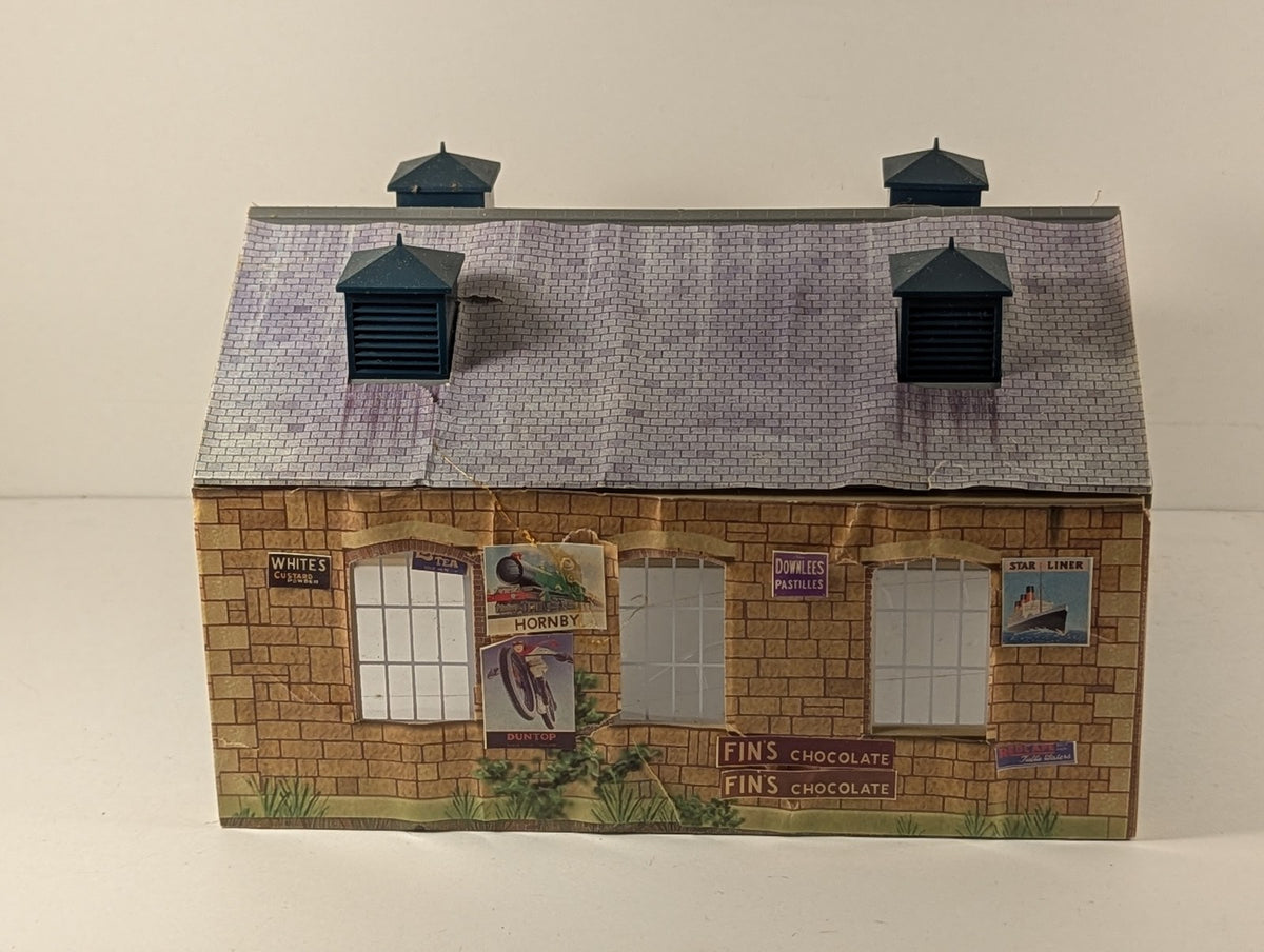 Hornby OO Gauge Engine Shed Building Stone R501