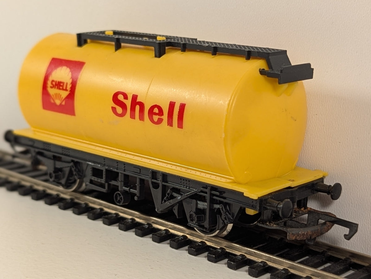 Hornby OO Gauge Shell TTA Tank Wagon