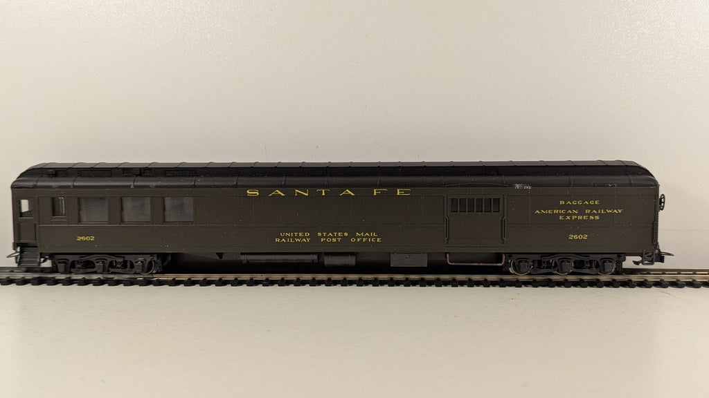 Rivarossi HO Scale Santa Fe Combination Car Passenger Car 2602 Santa Fe Green